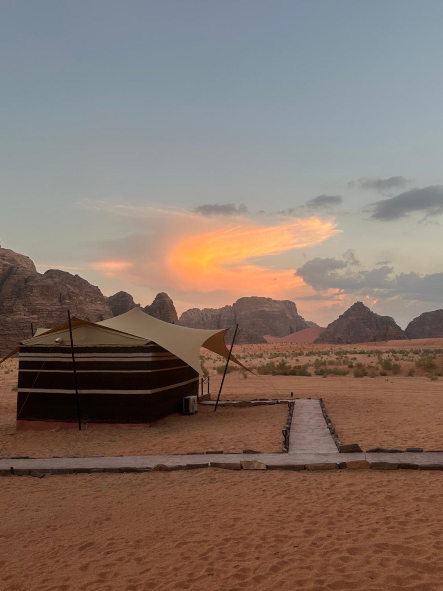Wadi Rum Mirror Camp Exterior foto